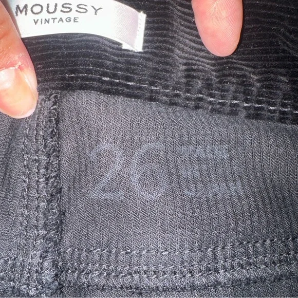 New Moussy‎ Vintage Black Corduroy Jean Size 26
